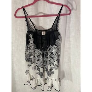 In Bloom by Jonquil Black and‎ White Floral Lace Trim Cami Chemise Medium EUC